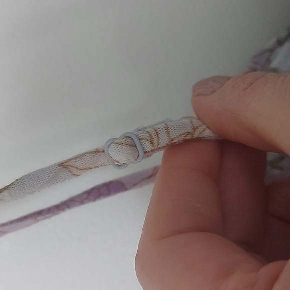 NWT American Eagle Smocked Floral Spaghetti Strap Tiered Babydoll Top Si… - Picture 4 of 9